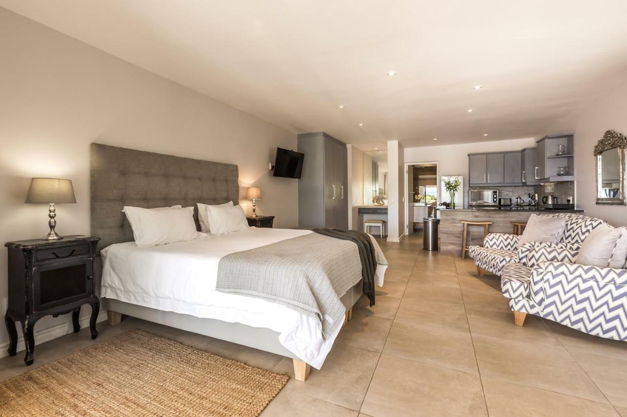 Апартаменти Sunrise Bay Self Catering Плеттенберг-Бей Екстер'єр фото