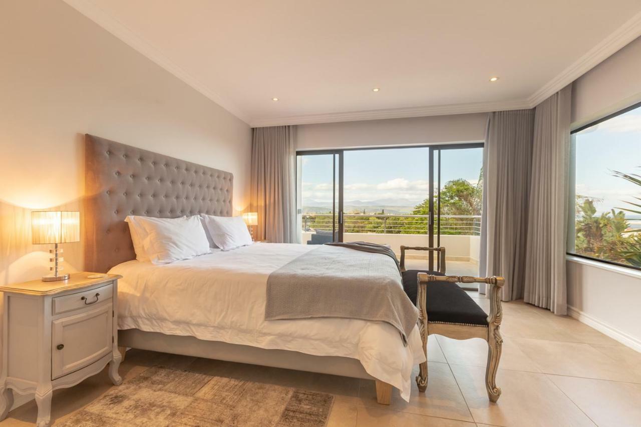 Апартаменти Sunrise Bay Self Catering Плеттенберг-Бей Номер фото